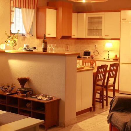 Artemis Apartment,Beach Two-Bedroom Экстерьер фото